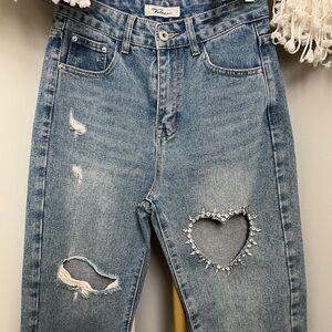 53. Volae Heart Jean WAIST 28 INSEAM 24 RISE 10